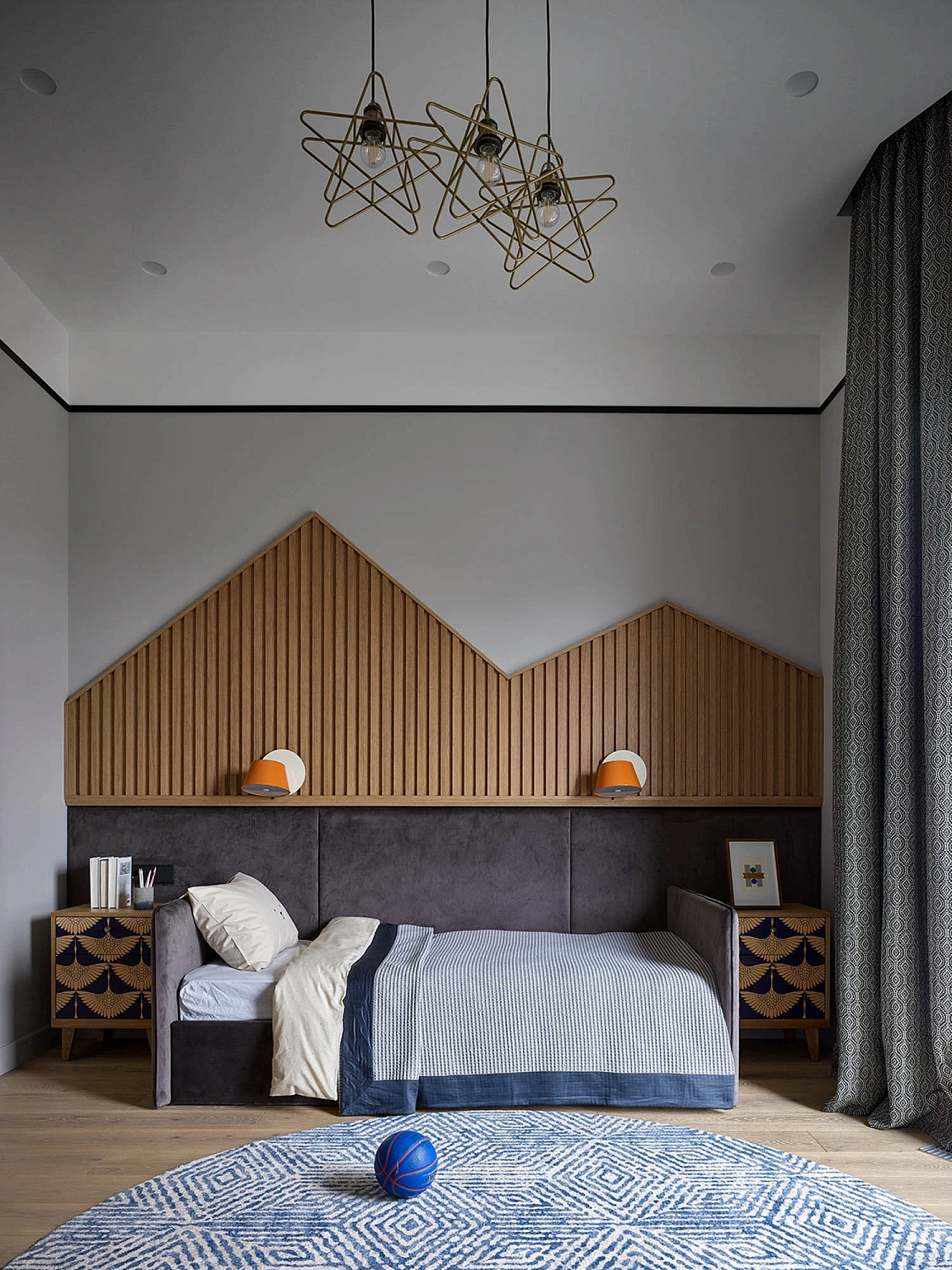 Apartment with emerald accents